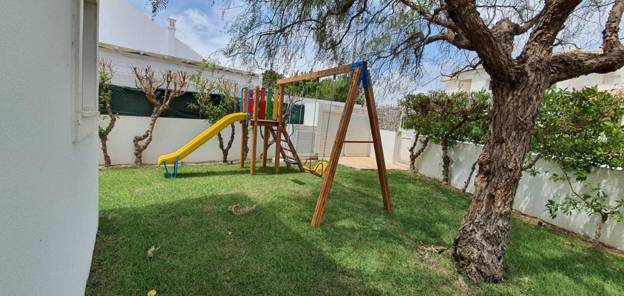 Sunset Villa By Laranjal Rentals Olhos de Agua  Esterno foto